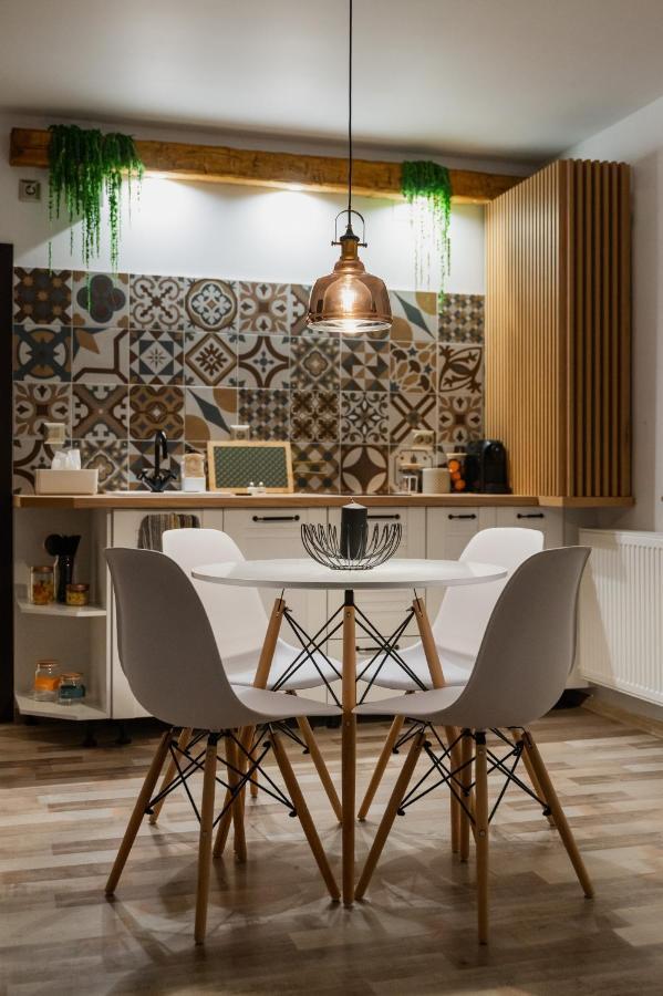 Cozee Studio - In Inima Brasovului Екстериор снимка